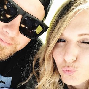 Meet your Posher, Kerah